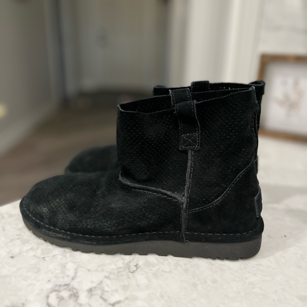 Ugg Suede Short Booties